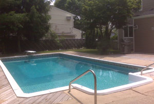 East Northport Colonial - Inground Pool
