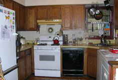 Huntington Beach Cottage - Eat-in Kitchen - RENTED