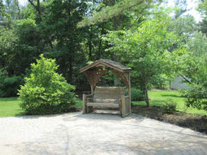 Islandia Colonial - Secluded & Private on over 1/2 Acre of Professionally Landscaped Property