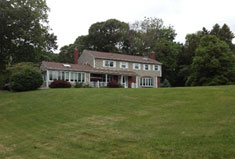 Lloyd Harbor Colonial